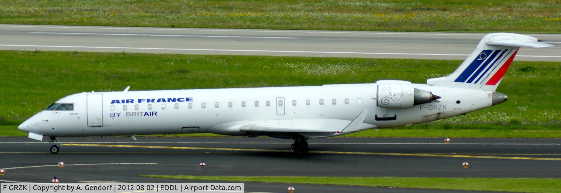 F-GRZK, 2005 Canadair CRJ-702 (CL-600-2C10) Regional Jet C/N 10198, Brit Air (Air France cs.), is seen here taxiing after landing at Düsseldorf Int´l (EDDL)