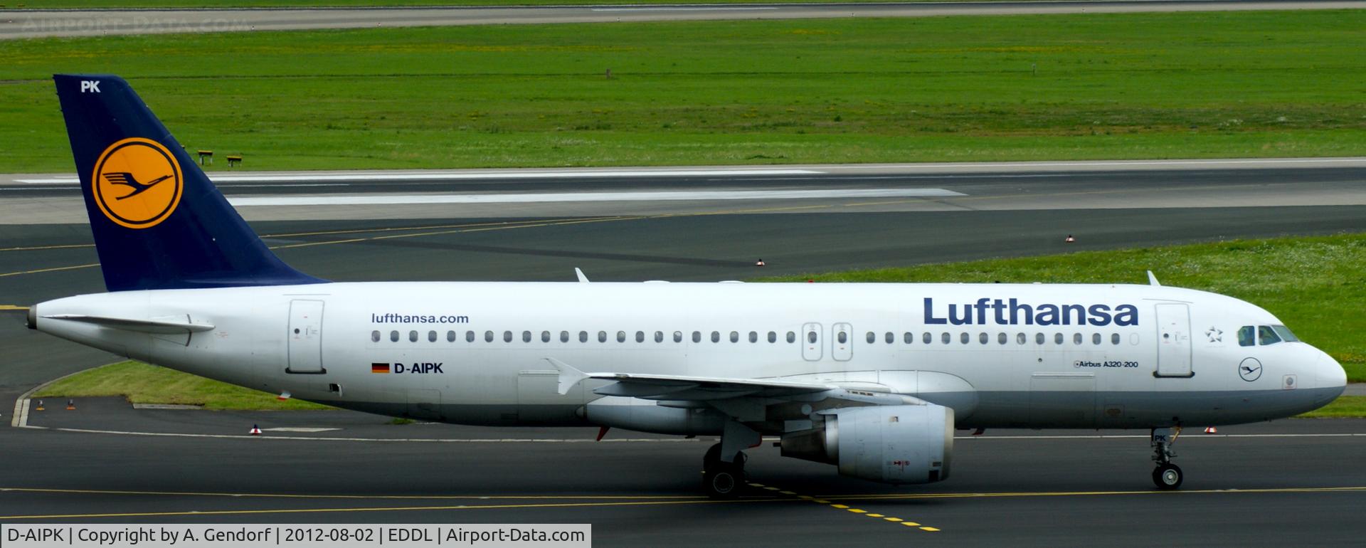 D-AIPK, 1989 Airbus A320-211 C/N 0093, Lufthansa, seen here taxiing to the gate at Düsseldorf Int´l (EDDL)