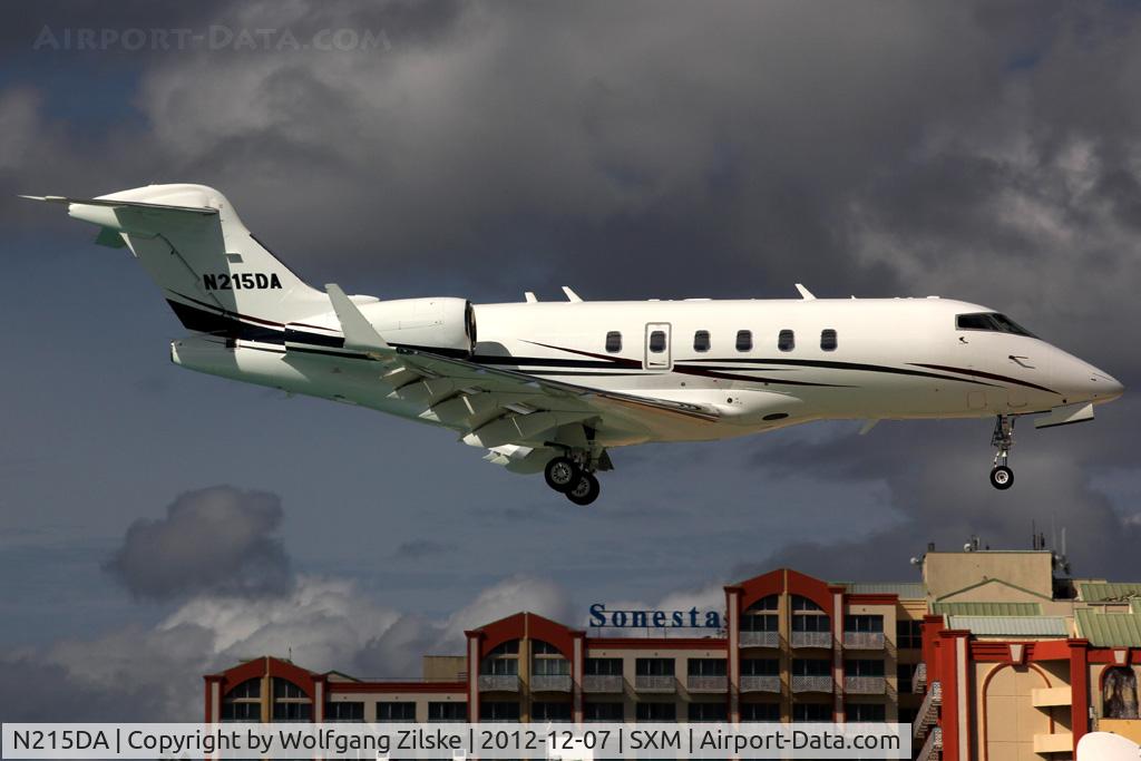 N215DA, Bombardier Challenger 300 (BD-100-1A10) C/N 20304, visitor