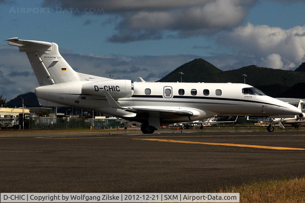 D-CHIC, 2012 Embraer EMB-505 Phenom 300 C/N 50500096, visitor