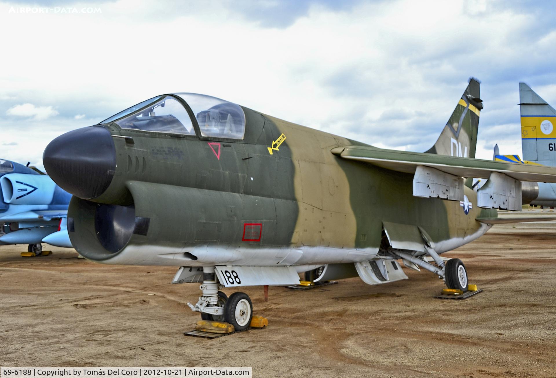 69-6188, 1969 LTV A-7D Corsair II C/N D-018, LTV A-7D Corsair II 69-6188

This Corsair serve th USAF from 1970 to 1992

March Field Air Museum
TDelCoro
October 21, 2012