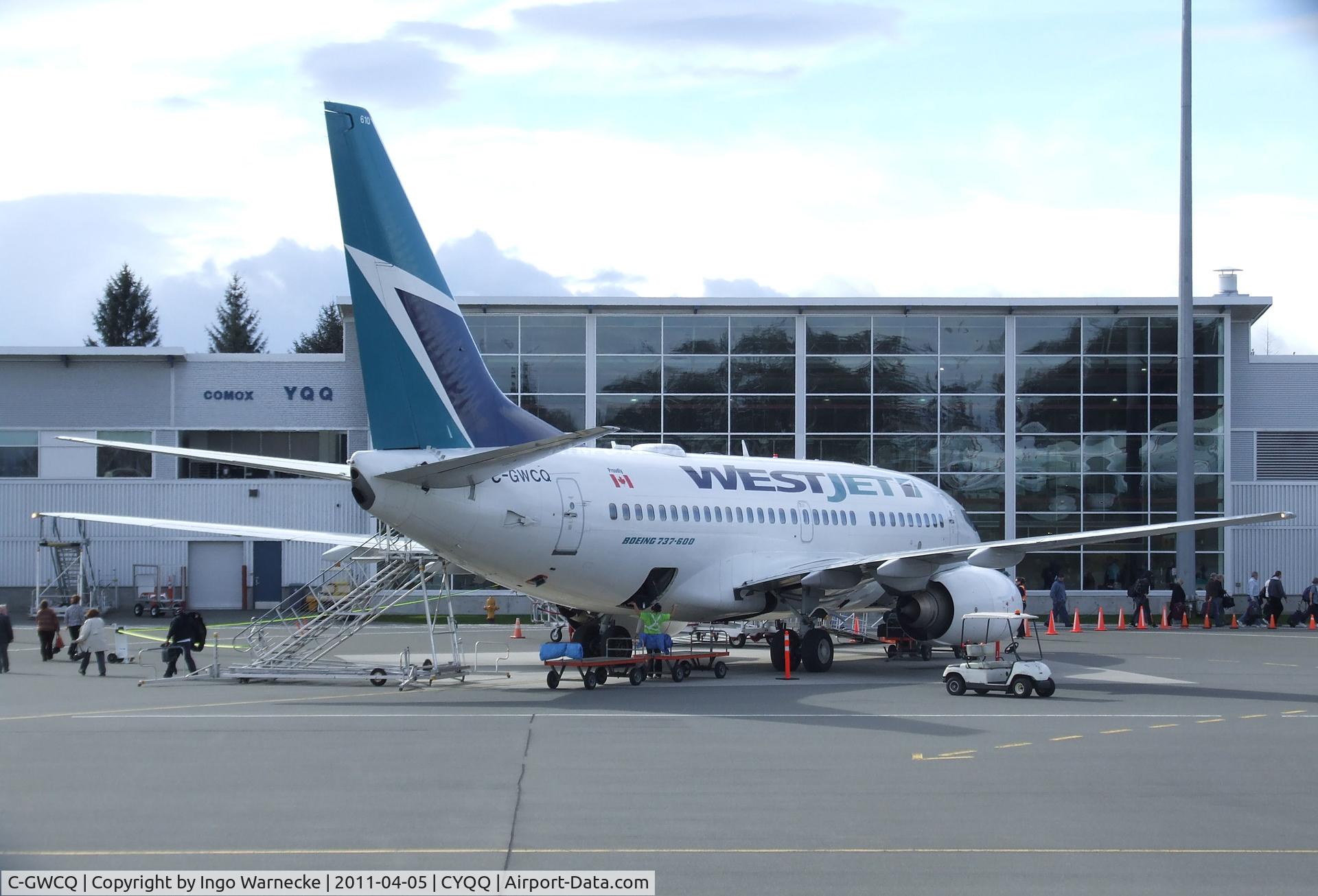 C-GWCQ, 2006 Boeing 737-6CT C/N 35111, Boeing 737-6CT of WestJet at Comox Airport