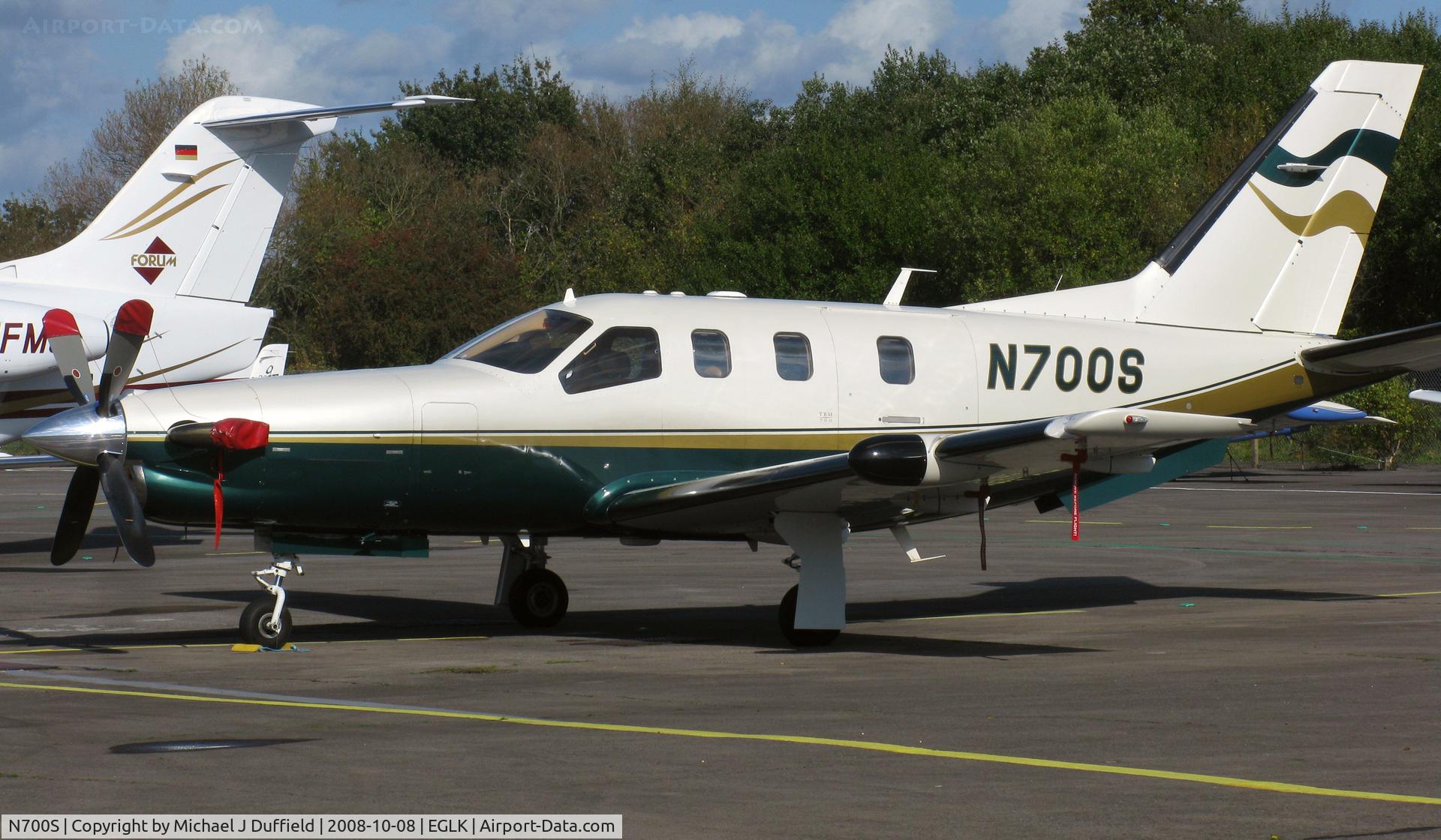 N700S, 2001 Socata TBM-700 C/N 193, TBM 700 seen parked on the main ramp at Blackbushe on 8th October 2008
