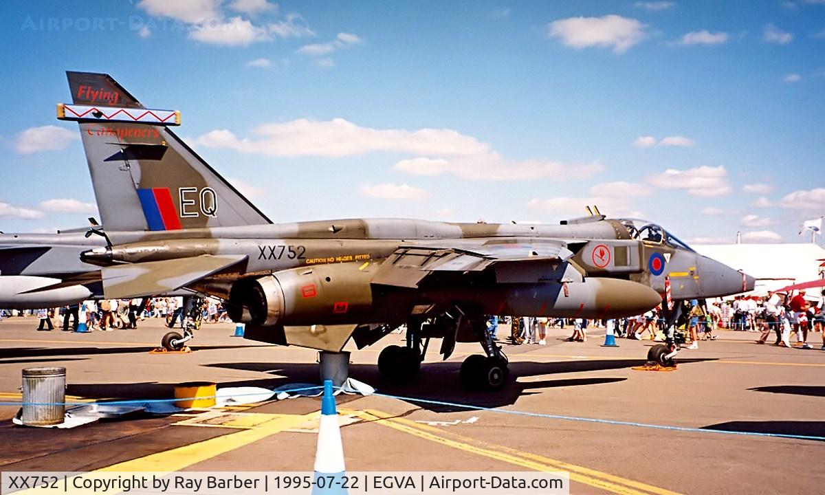 XX752, 1975 Sepecat Jaguar GR.1A C/N S.49, Sepecat Jaguar GR.1A [S-49] (RAF) RAF Fairford~G 22/07/1995