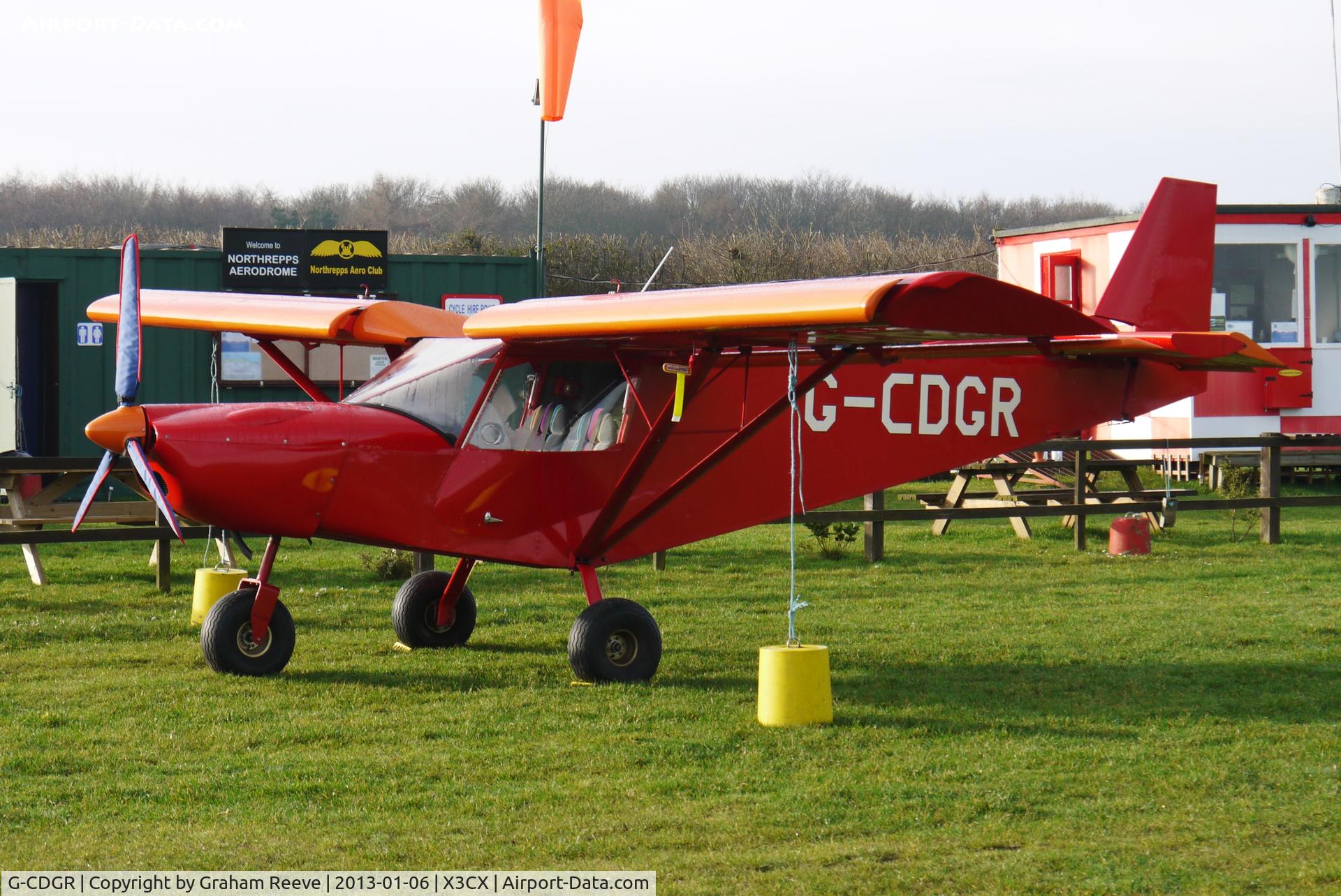 G-CDGR, 2005 Zenair STOL CH-701 UL C/N PFA 187-14327, Parked at Northrepps.