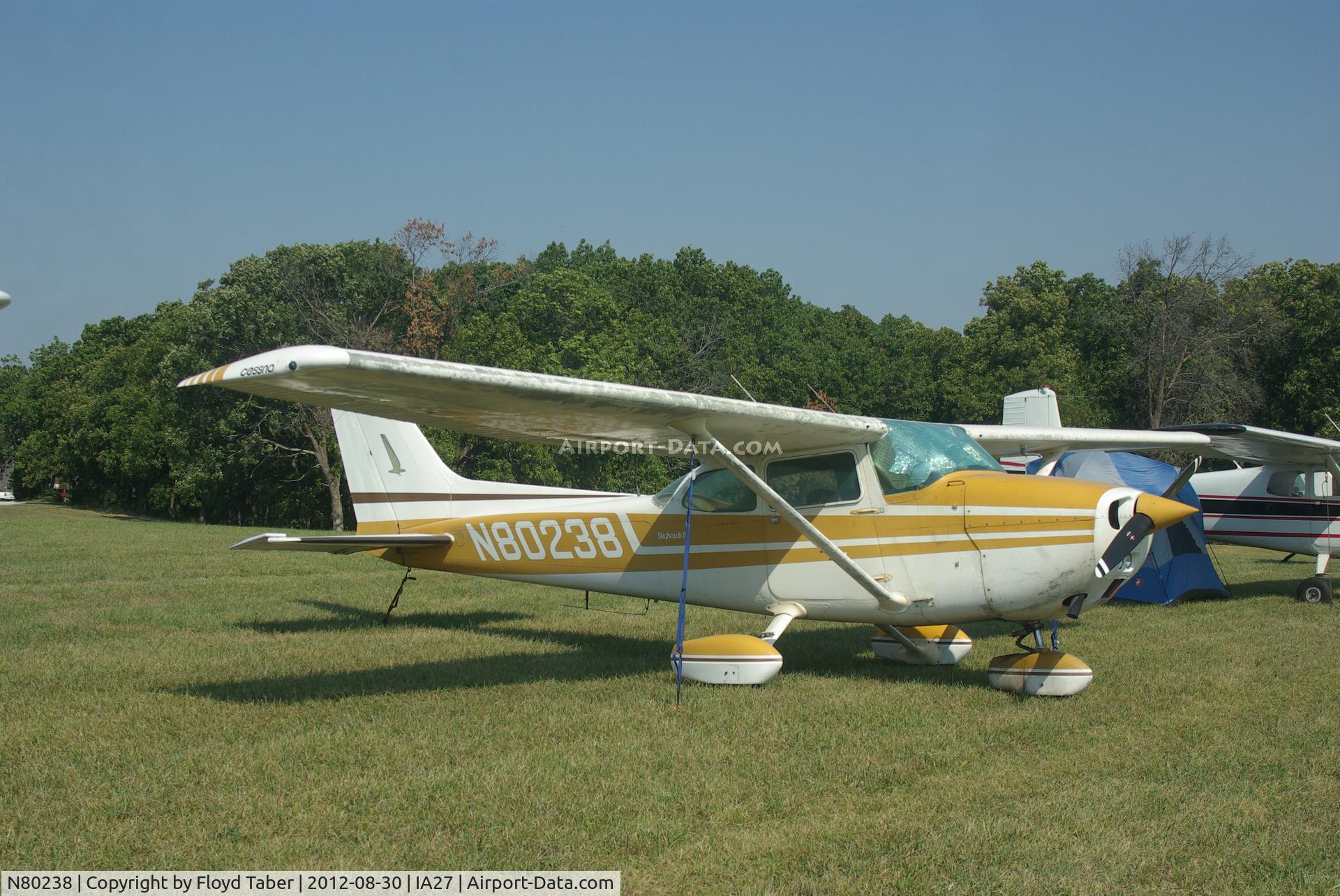 N80238, 1975 Cessna 172M C/N 17266466, at the antique fly in