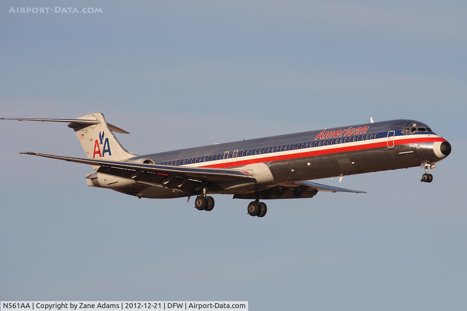 N561AA, 1991 McDonnell Douglas MD-82 (DC-9-82) C/N 53091, American Airlines at DFW Airport