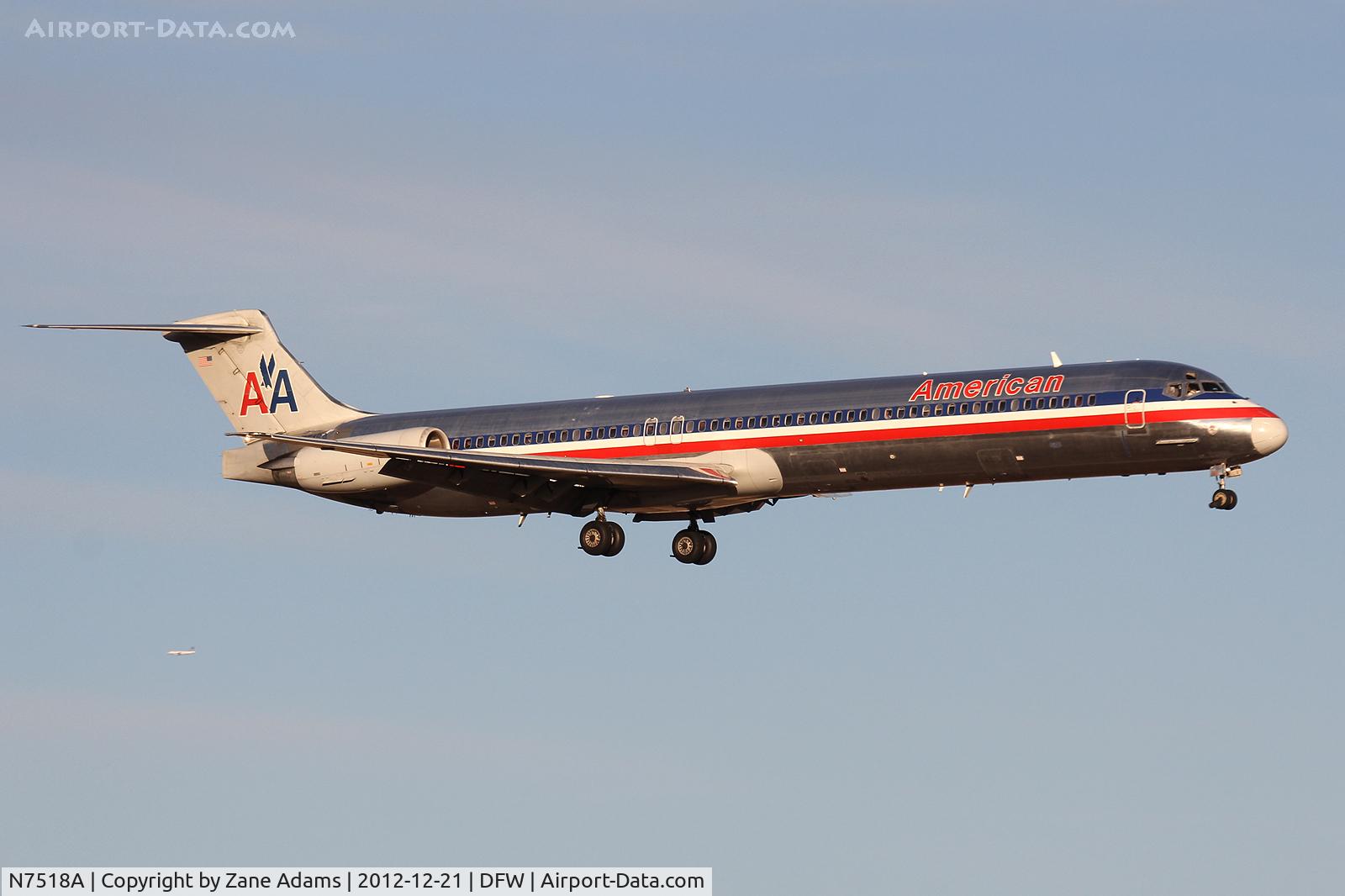 N7518A, 1990 McDonnell Douglas MD-82 (DC-9-82) C/N 49895, American Airlines at DFW Airport
