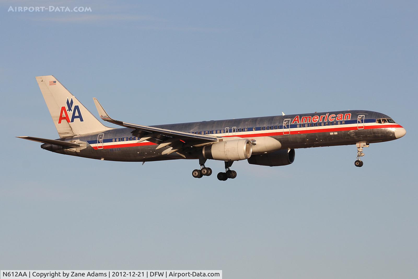 N612AA, 1989 Boeing 757-223 C/N 24488, American Airlines at DFW Airport