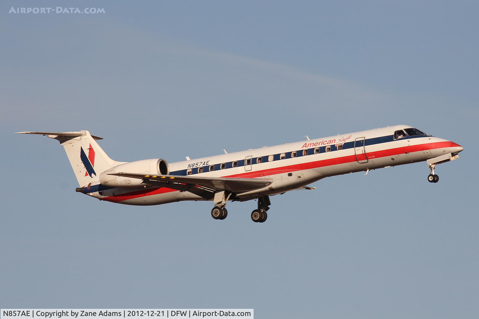 N857AE, 2003 Embraer ERJ-140LR (EMB-135KL) C/N 145752, American Eagle at DFW Airport