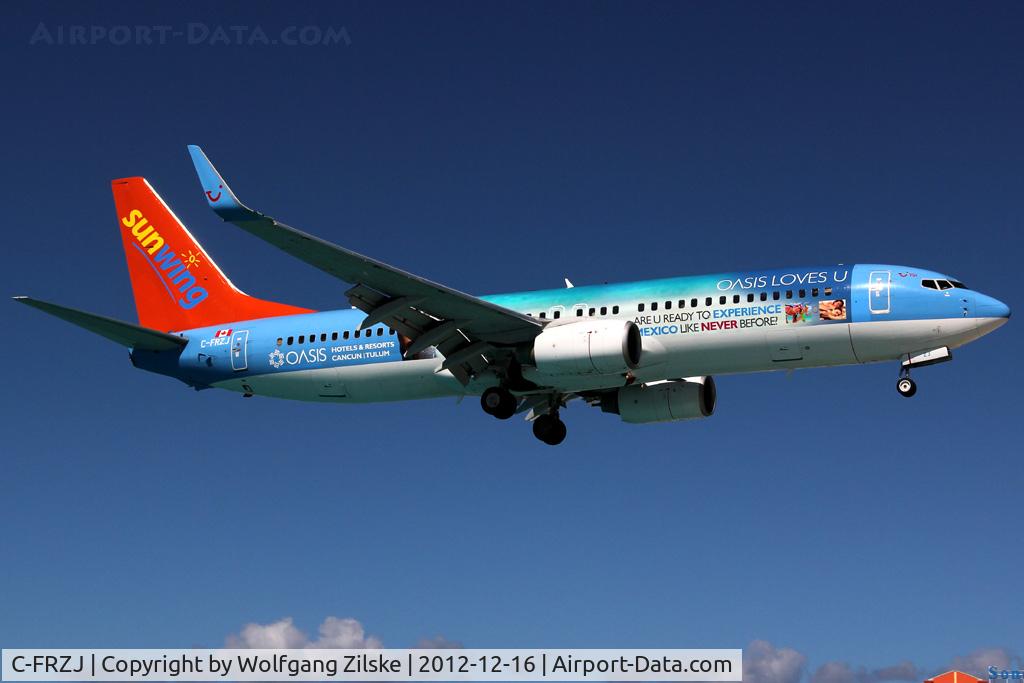C-FRZJ, 2007 Boeing 737-8K5 C/N 34690, visitor