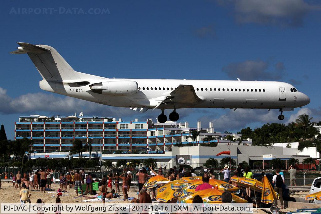 PJ-DAC, 1991 Fokker 100 (F-28-0100) C/N 11337, Over famous Maho Beach