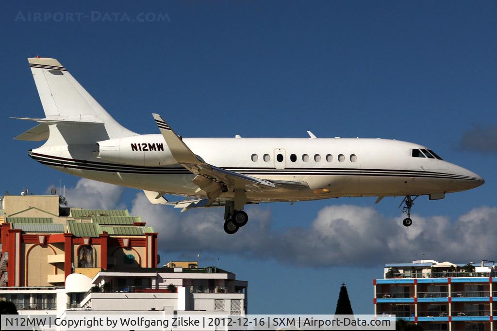 N12MW, 1999 Dassault Falcon 2000 C/N 97, visitor