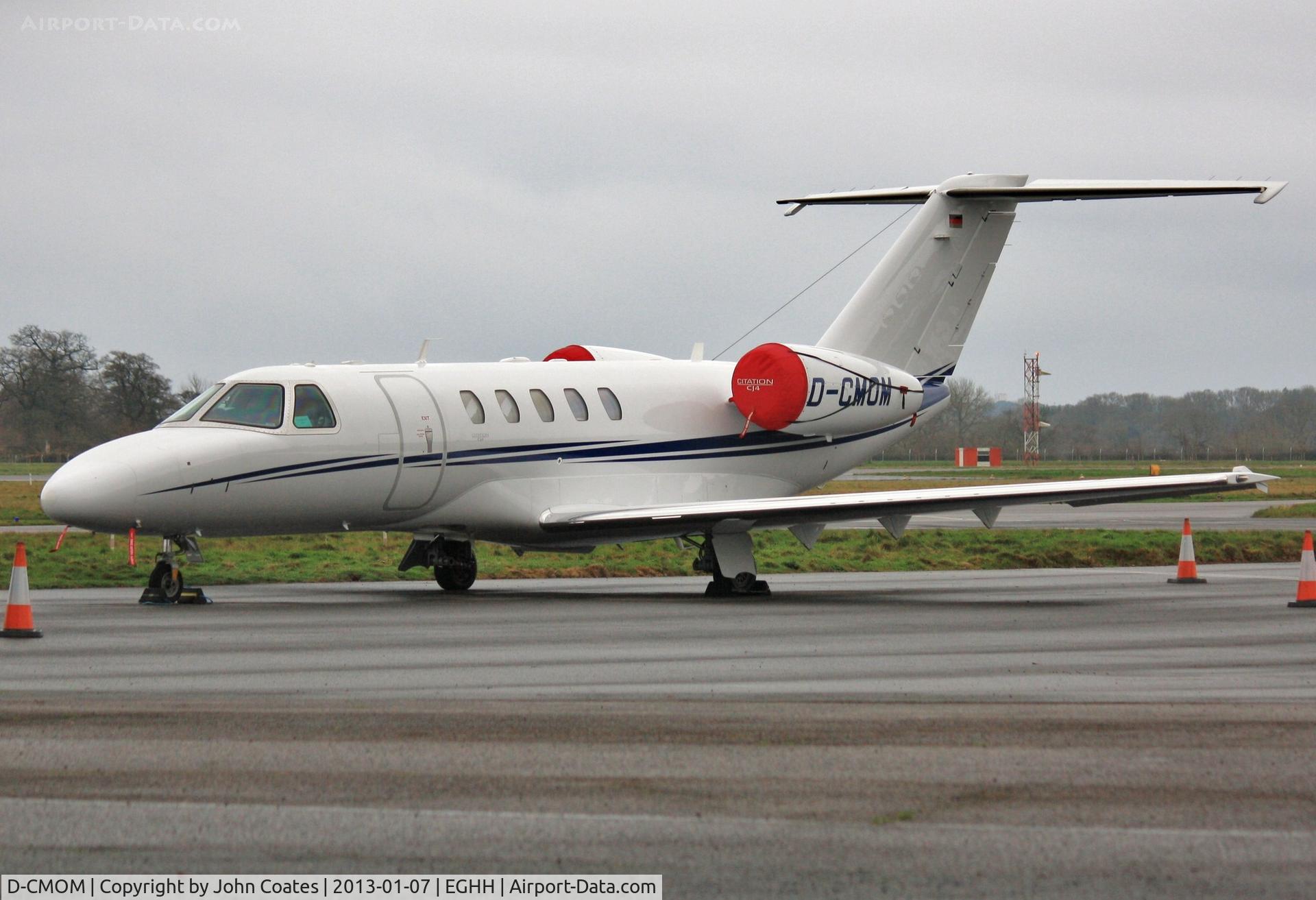 D-CMOM, 2011 Cessna 525C CitationJet CJ4 C/N 525C-0055, Visitor to Sigs.
