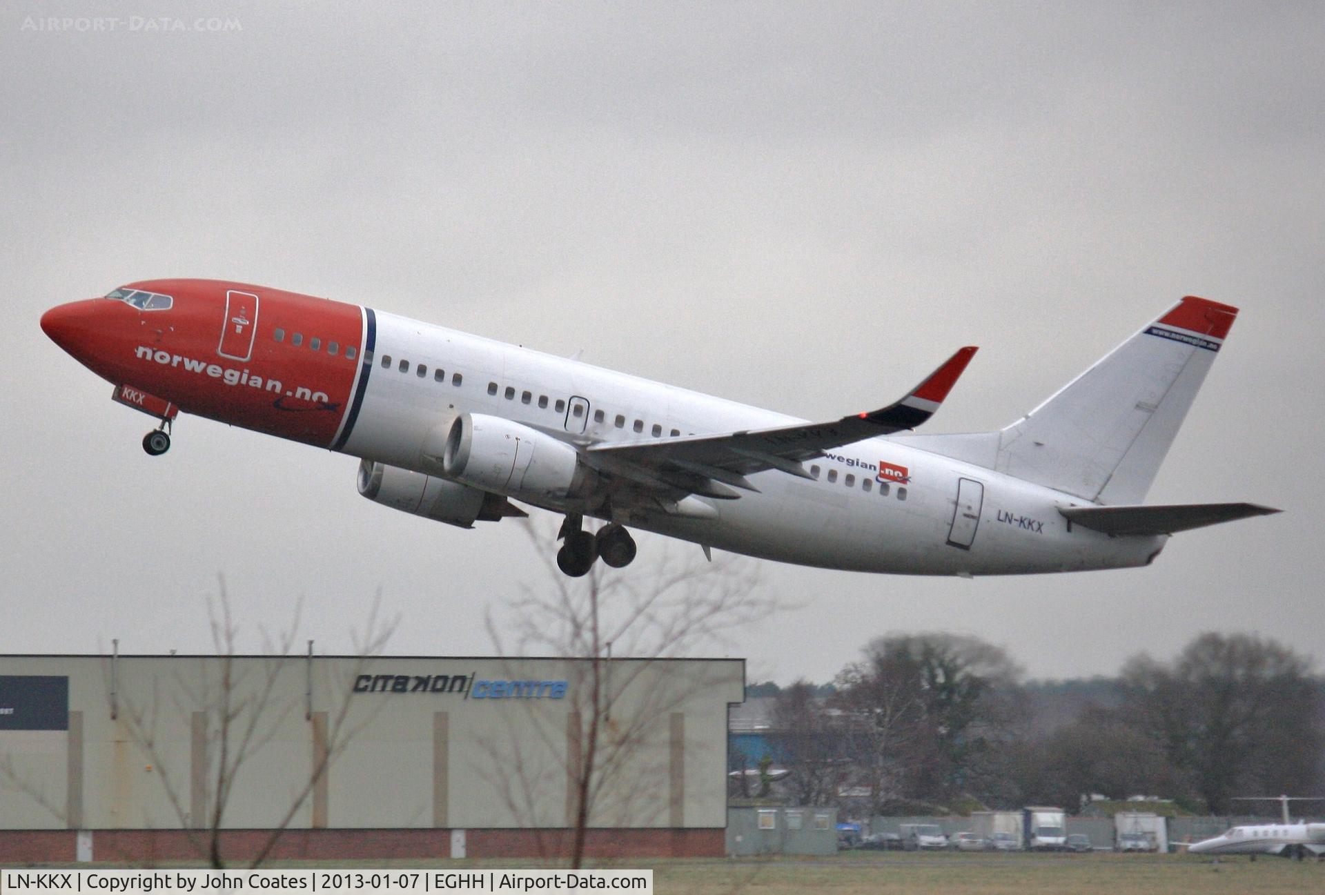 LN-KKX, 1998 Boeing 737-33S C/N 29072, Departing to attempt to land at Lasham after weather diversion. Again foiled and diverted to Southend.