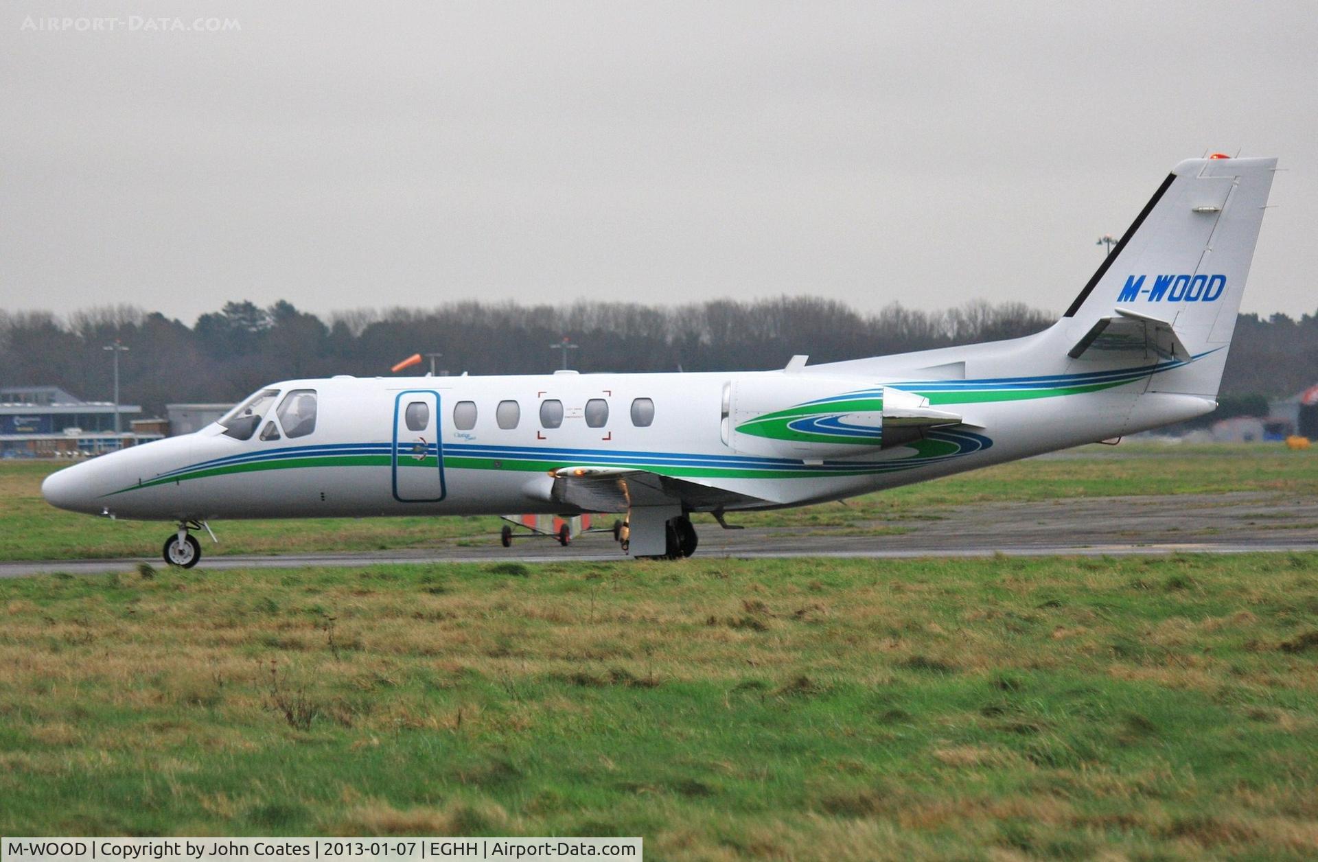 M-WOOD, 2002 Cessna 550 Citation Bravo C/N 550-1042, Arriving to CSE