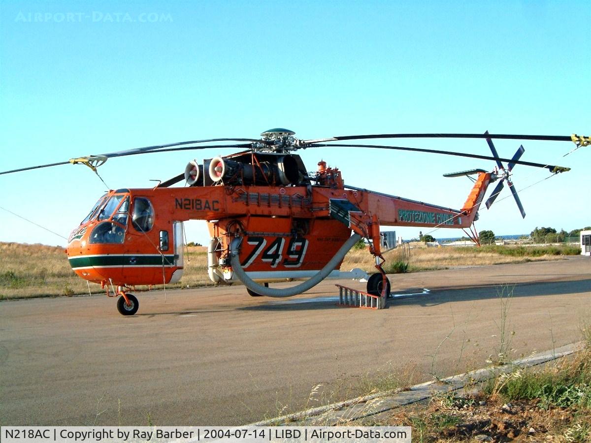 N218AC, 1967 Erickson S64E Skycrane C/N 64033, Sikorsky S-64E Sky Crane [64033] (Erickson Air Crane) Bari-Palese~I 14/07/2004. Coded *749* named 