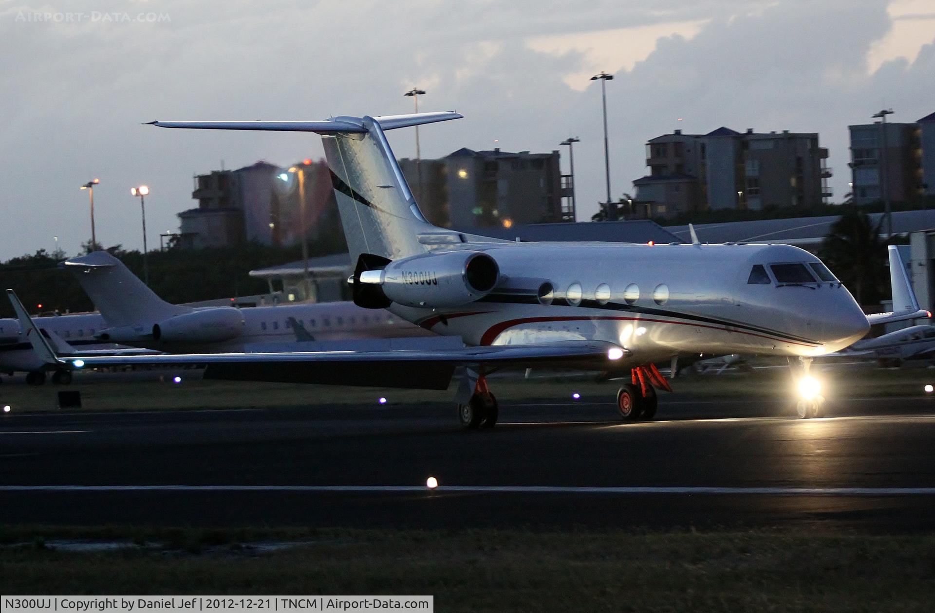 N300UJ, 1980 Gulfstream American G-1159A Gulfstream III C/N 316, N300UJ
