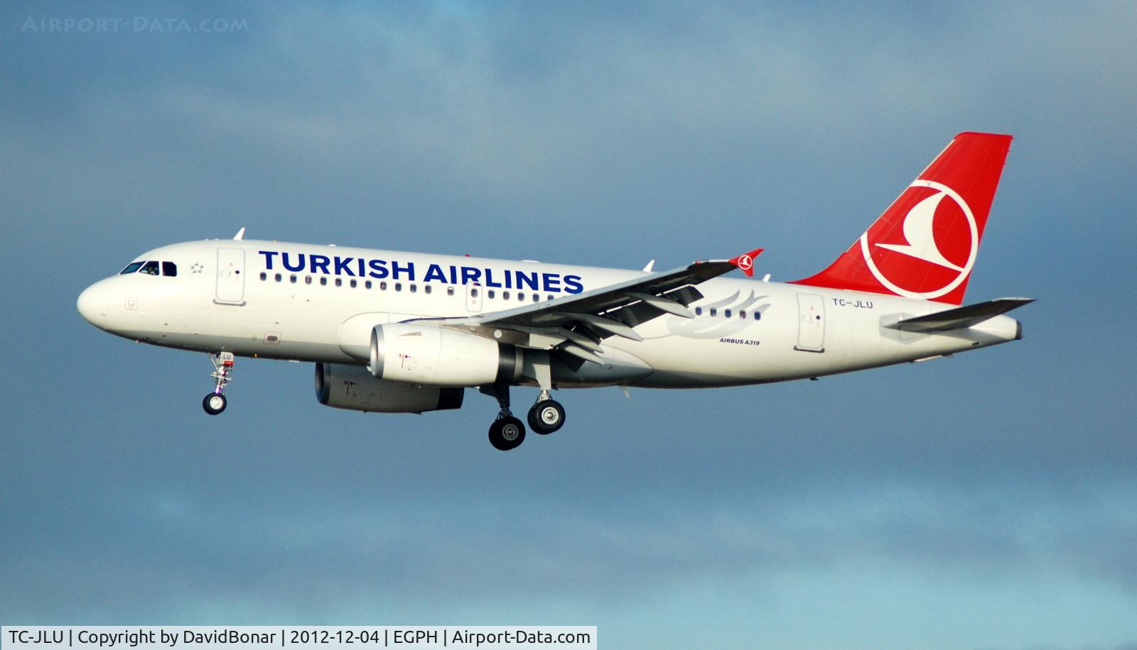 TC-JLU, 2011 Airbus A319-132 C/N 4695, Morning arrival from Istanbul