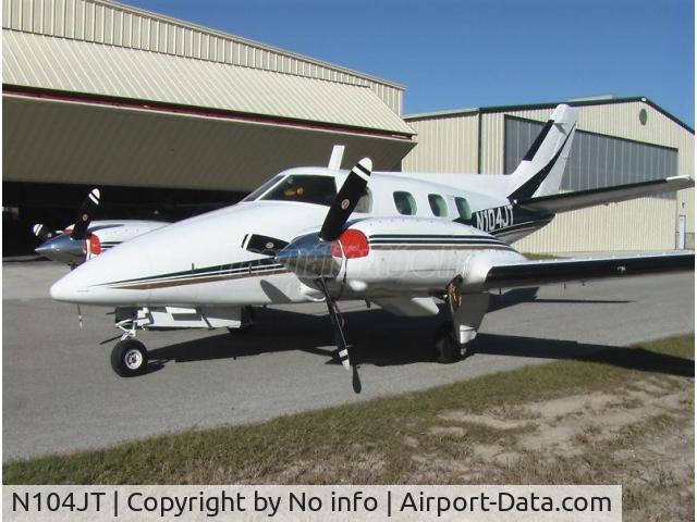 N104JT, 1970 Beech A60 C/N P-143, DUKE A-60