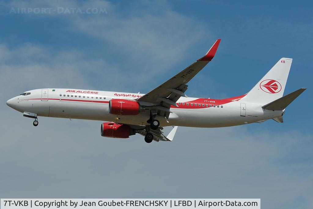7T-VKB, 2005 Boeing 737-8D6 C/N 34165, Air Algérie landing 23 from ORAN