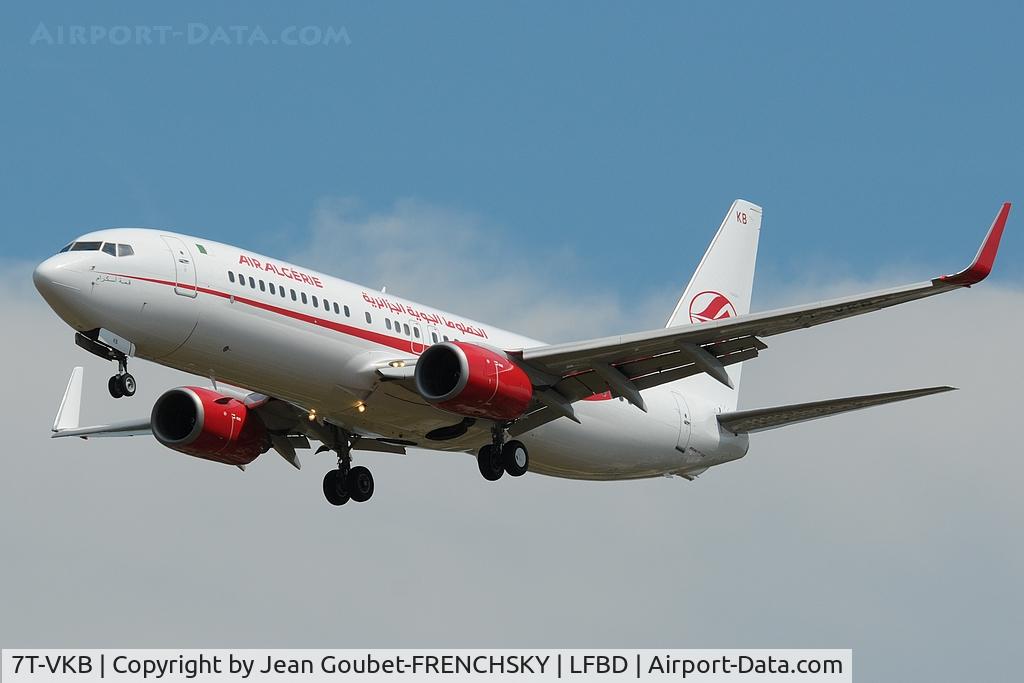 7T-VKB, 2005 Boeing 737-8D6 C/N 34165, Air Algérie landing 23 from ORAN