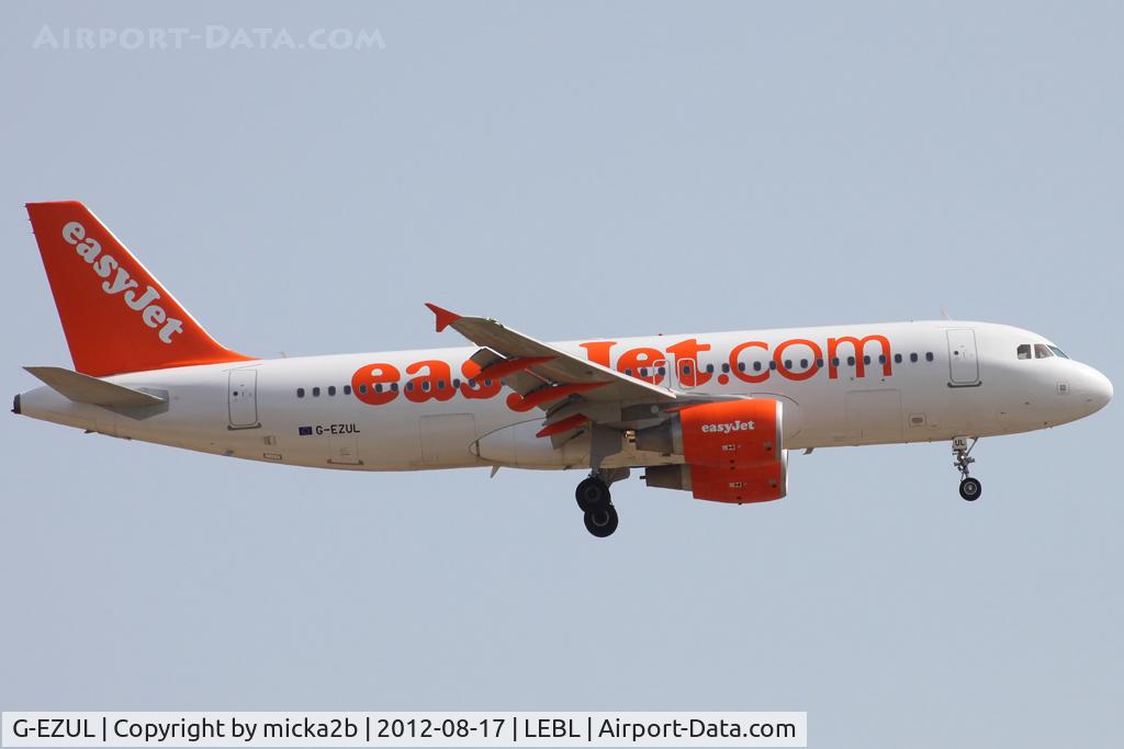 G-EZUL, 2012 Airbus A320-214 C/N 5019, Landing