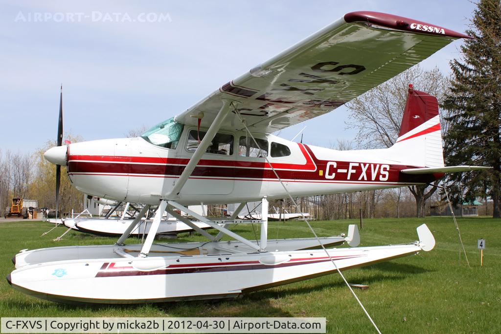 C-FXVS, 1966 Cessna 180H Skywagon C/N 18051771, Parked
