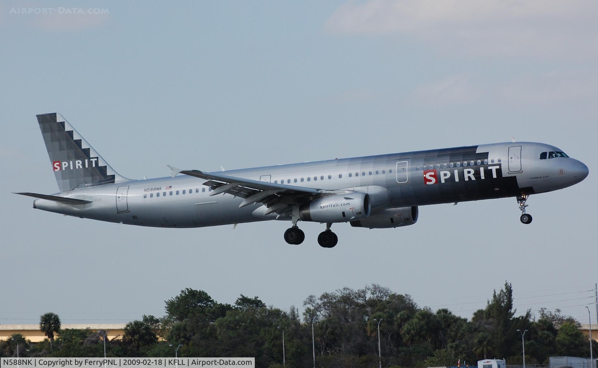 N588NK, 2005 Airbus A321-231 C/N 2590, Spirit A321 in their former amazing paint scheme