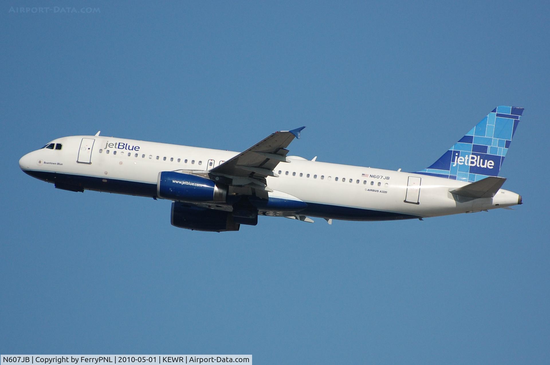 N607JB, 2005 Airbus A320-232 C/N 2386, Departure from EWR