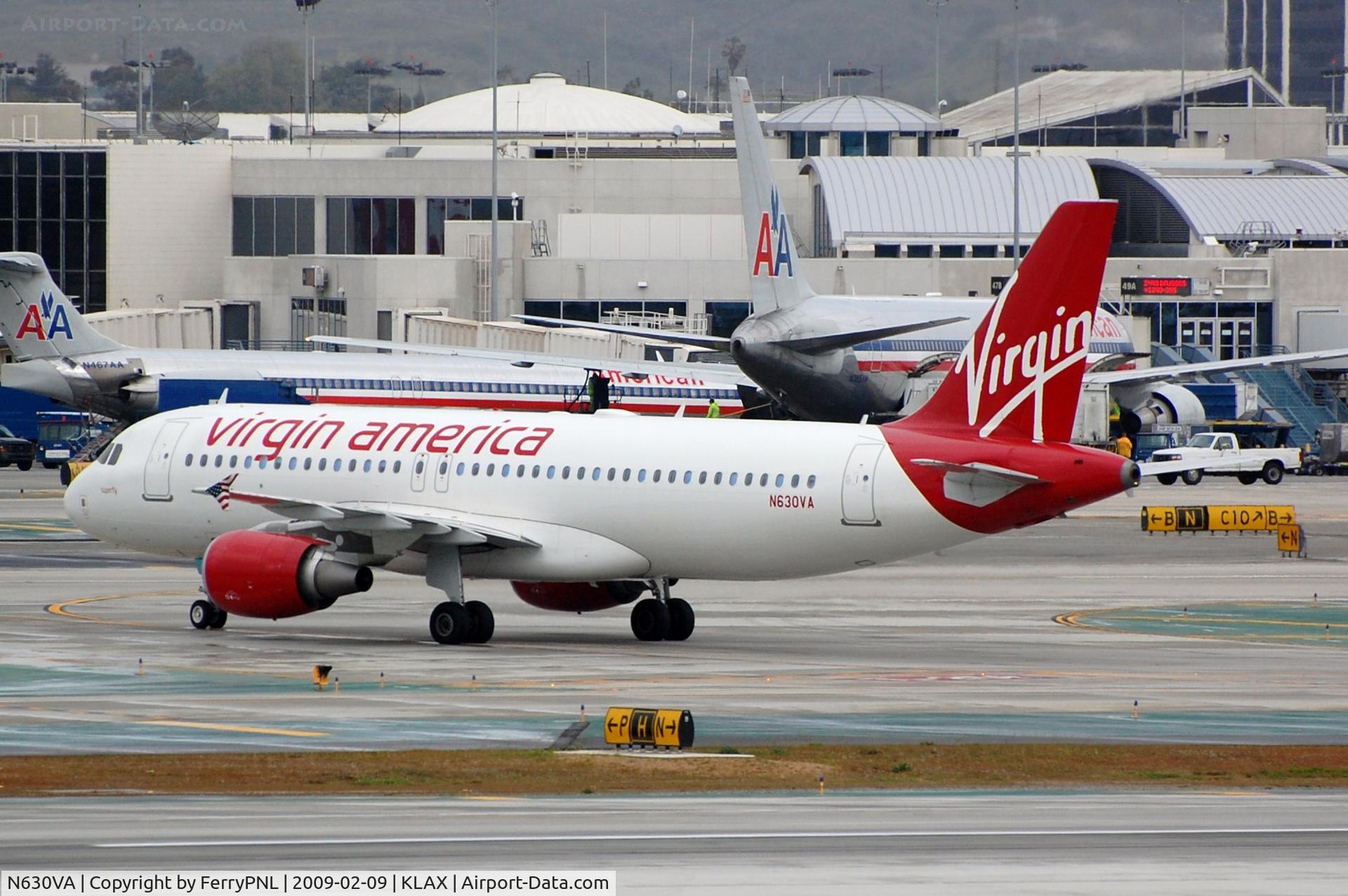 N630VA, 2007 Airbus A320-214 C/N 3101, Exiting runway after landing