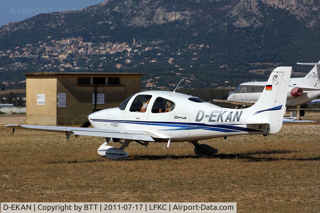 D-EKAN, 2004 Cirrus SR20 C/N 1214, Parking
