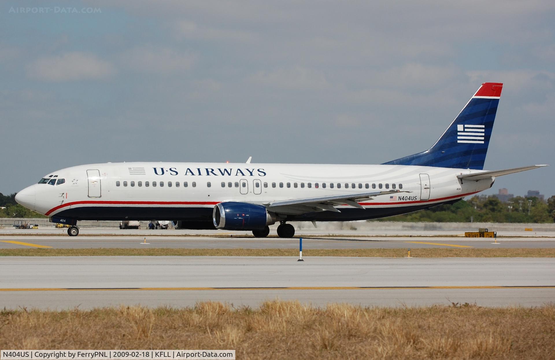 N404US, 1989 Boeing 737-401 C/N 23886, US B734 ready to leave FLL