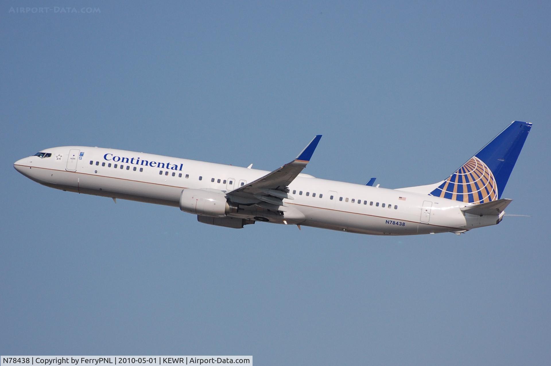 N78438, 2009 Boeing 737-924/ER C/N 33533, CO B739 take-off