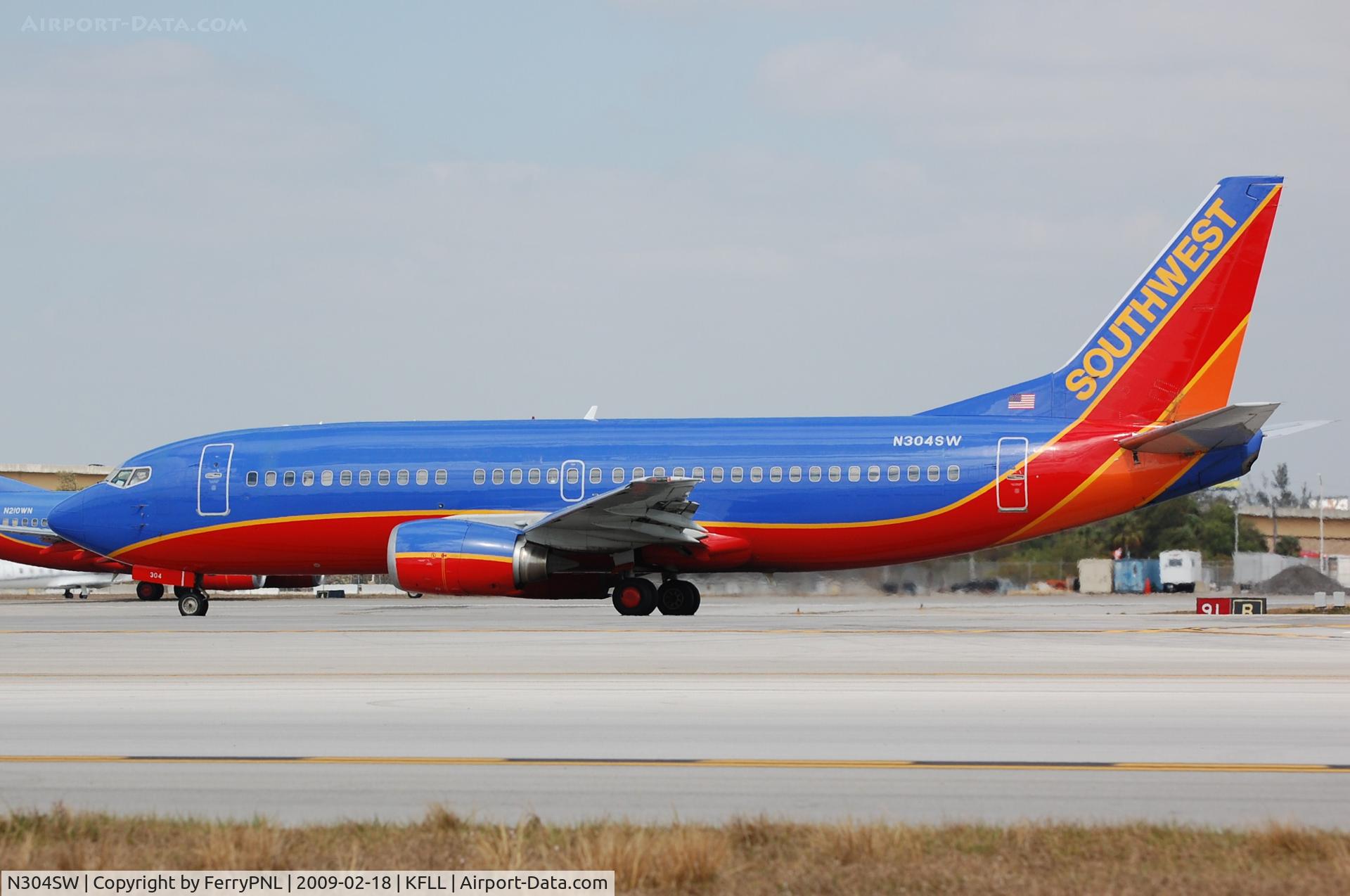 N304SW, 1985 Boeing 737-3H4 C/N 22944, Southwest B733 in Florida
