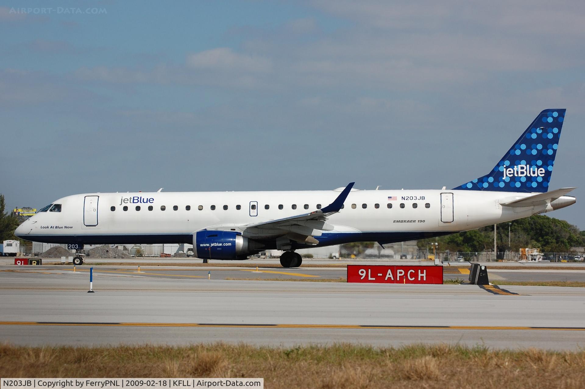 N203JB, 2006 Embraer 190AR (ERJ-190-100IGW) C/N 19000023, JetBlue ERJ190 about to depart FLL