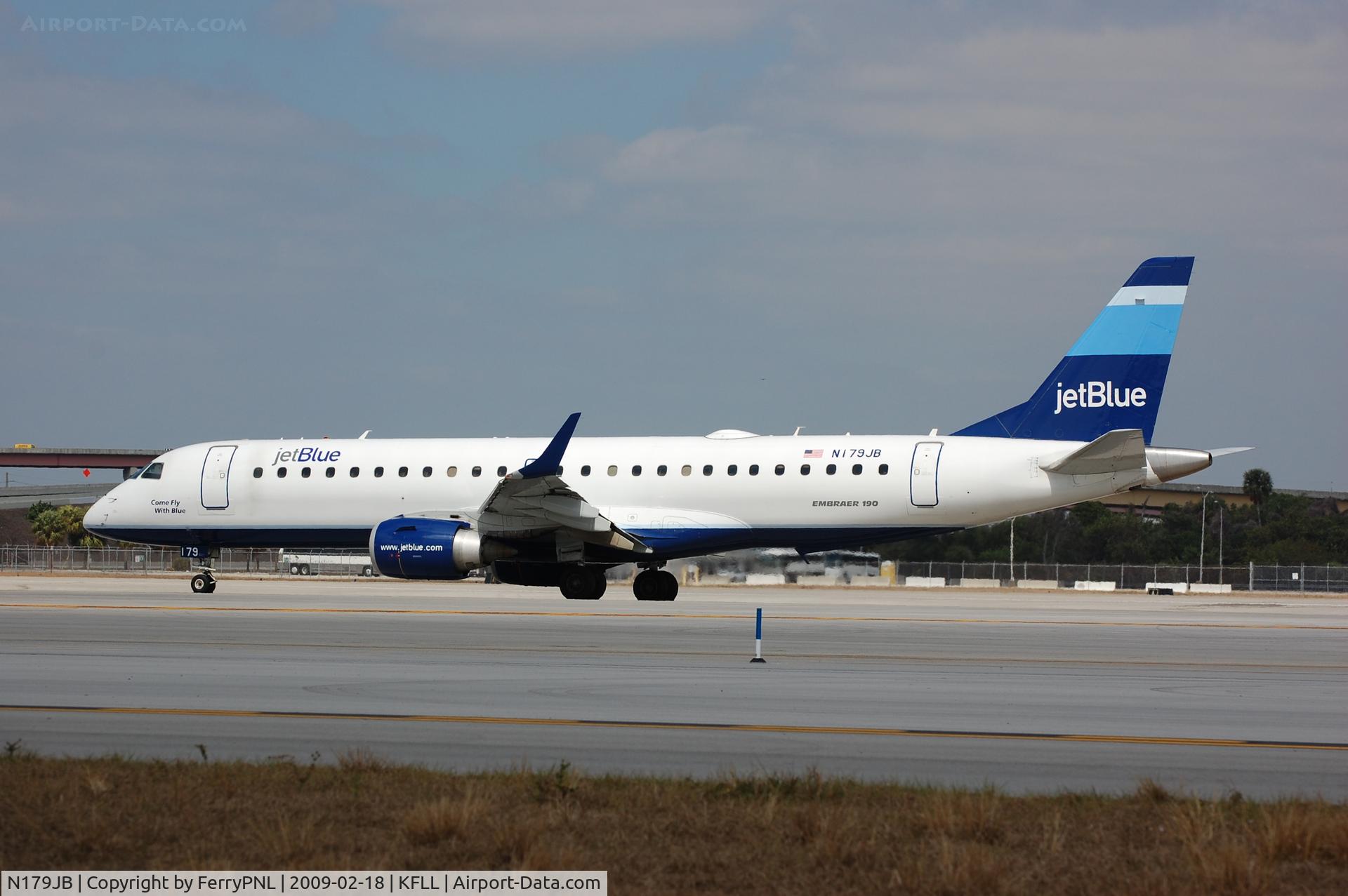 N179JB, 2005 Embraer 190AR (ERJ-190-100IGW) C/N 19000006, ERJ190 for departure