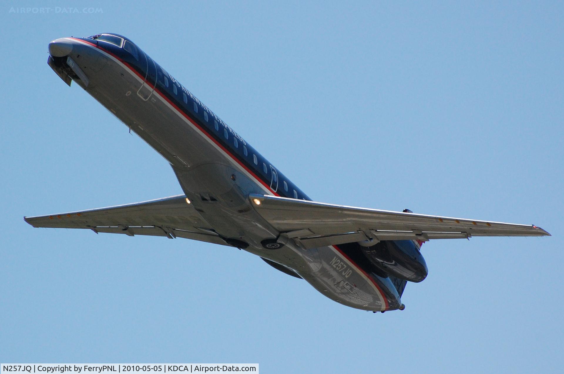 N257JQ, 2004 Embraer ERJ-145LR (EMB-145LR) C/N 14500812, US ERJ145 take of from DCA