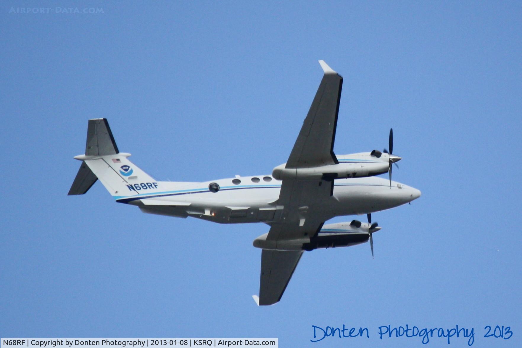 N68RF, 2008 Hawker Beechcraft Corp B300C King Air C/N FM-21, NOAA 68 departs Sarasota-Bradenton International Airport enroute to MacDill Air Force Base