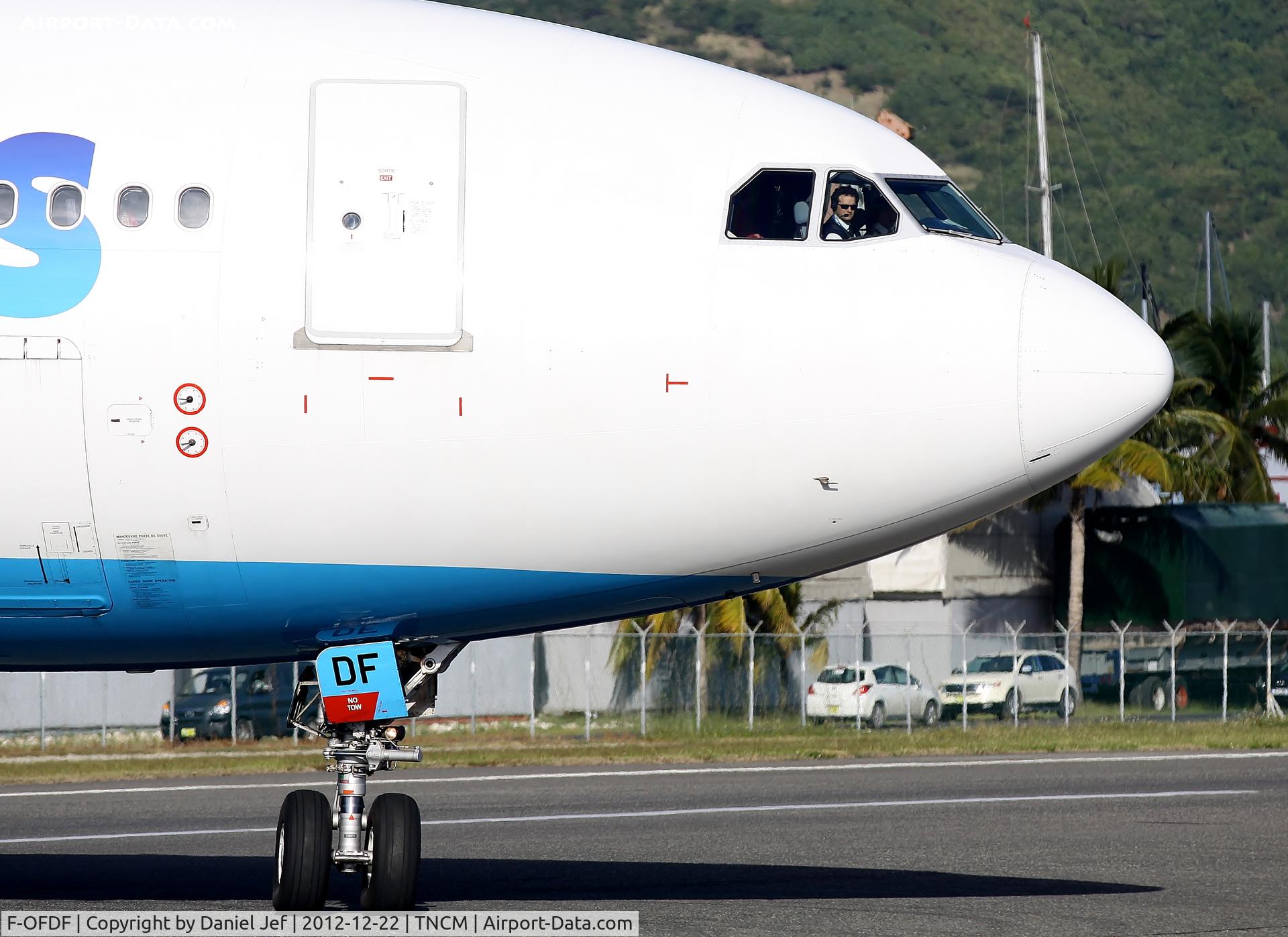 F-OFDF, 1999 Airbus A330-223 C/N 253, F-OFDF