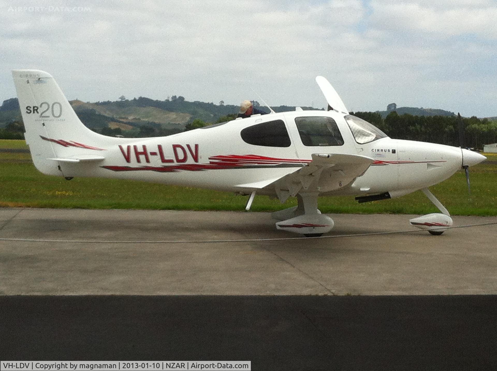 VH-LDV, Cirrus SR20 G3 C/N 1995, Arrived at Ardmore today - has been in NZ I think for nearly a year.