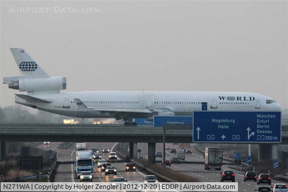 N271WA, 1992 McDonnell Douglas MD-11 C/N 48518, Heading after stop over is south east...