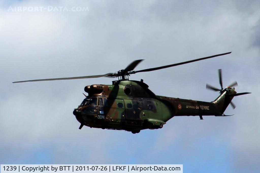 1239, Aérospatiale SA-330B Puma C/N 1239, Low pass over Figari Airport