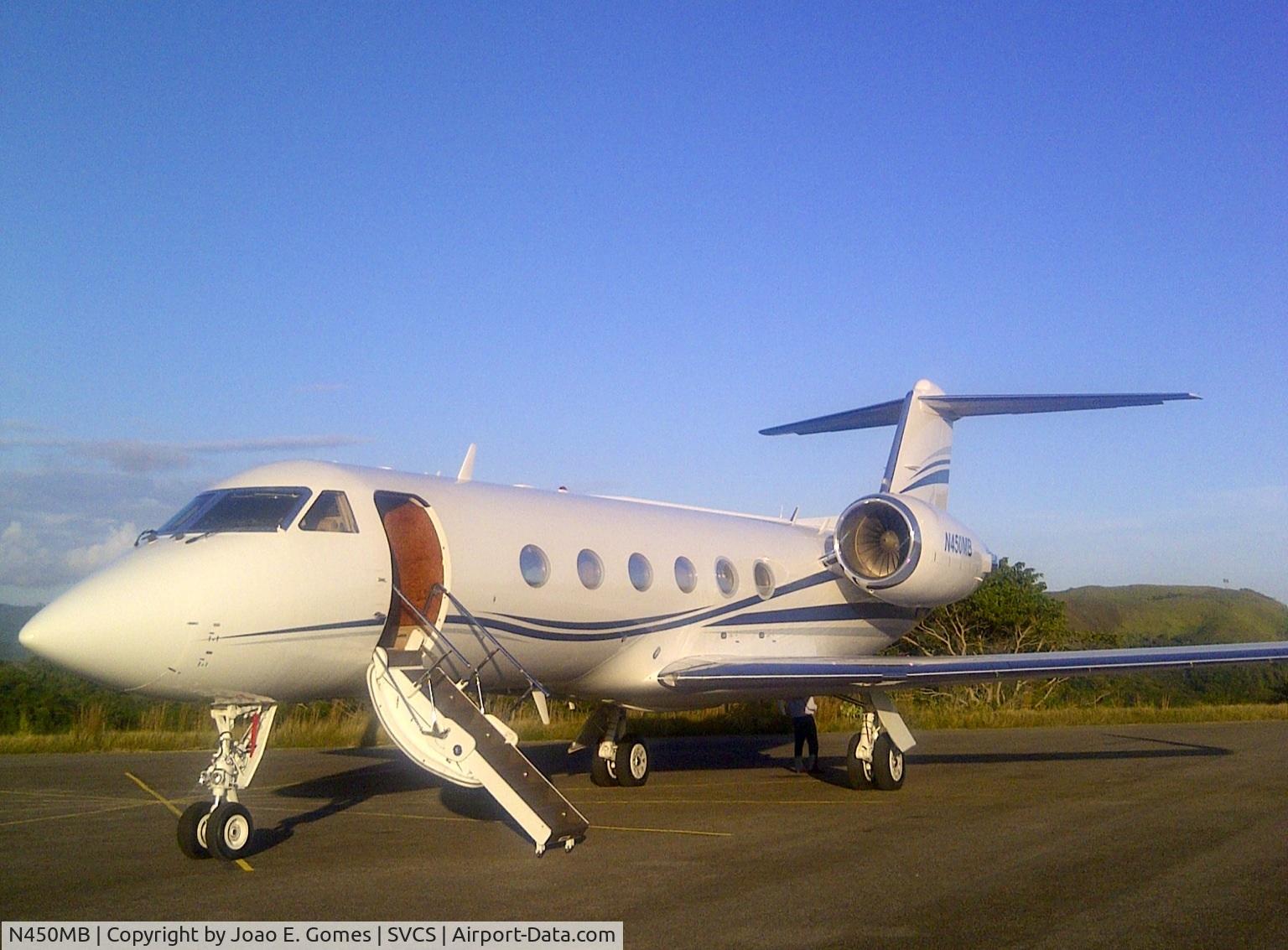 N450MB, 1996 Gulfstream Aerospace G-IV C/N 1295, At OMZ Caracas Airport, Venezuela