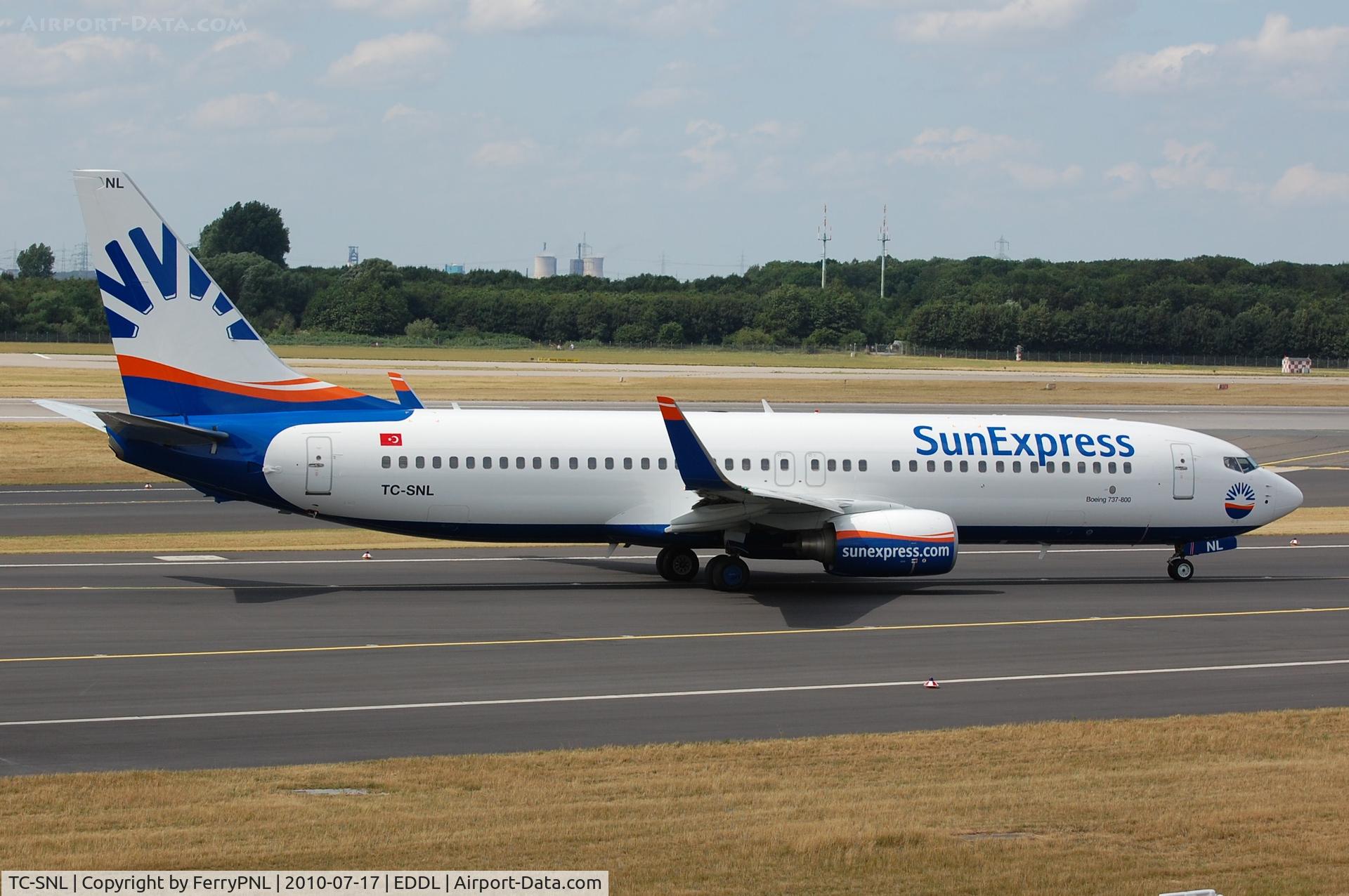 TC-SNL, 2005 Boeing 737-86N C/N 34251, SunExpress B738
