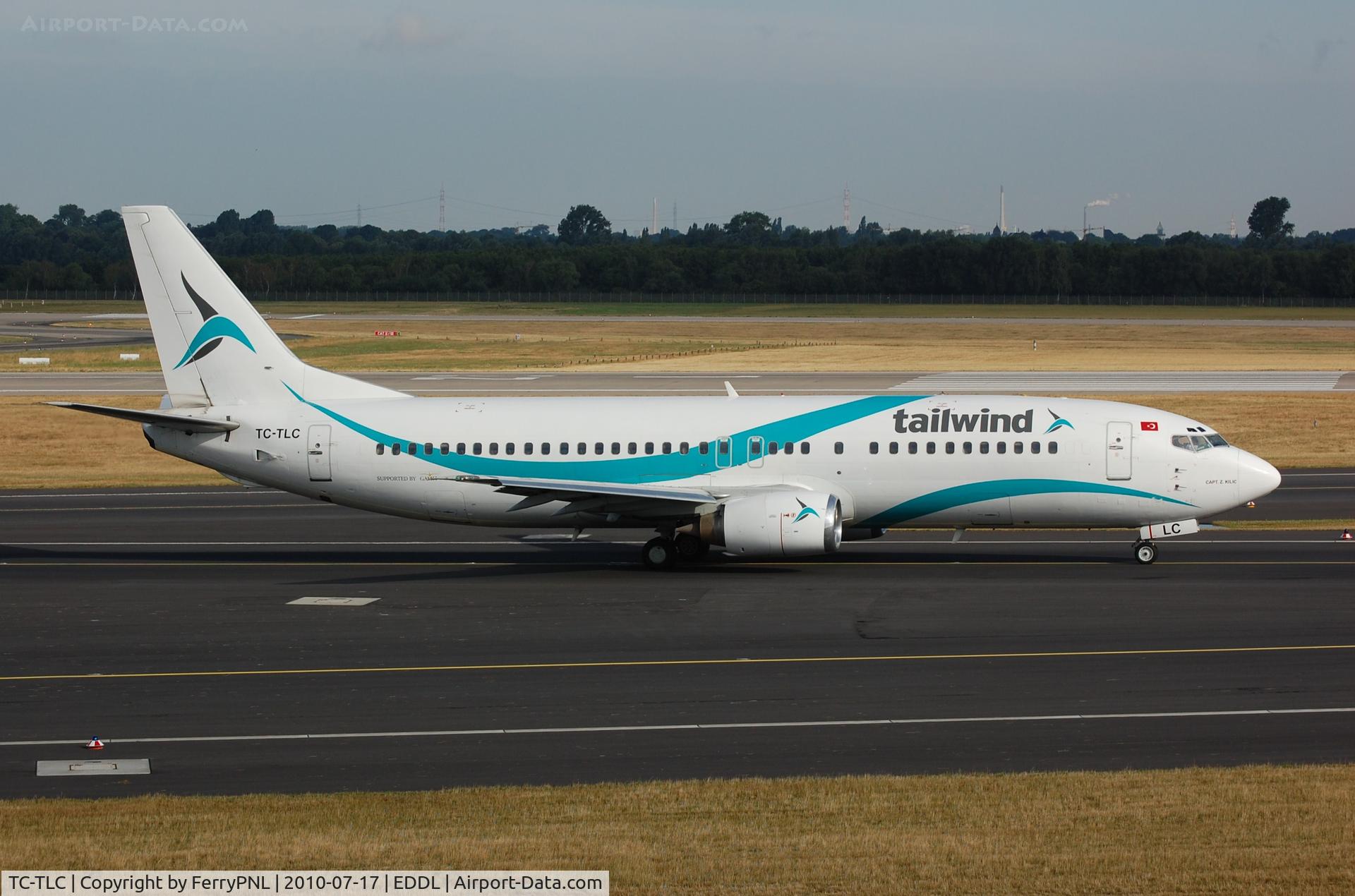 TC-TLC, 1994 Boeing 737-4Q8 C/N 25112, Trailwind B734 taxiing