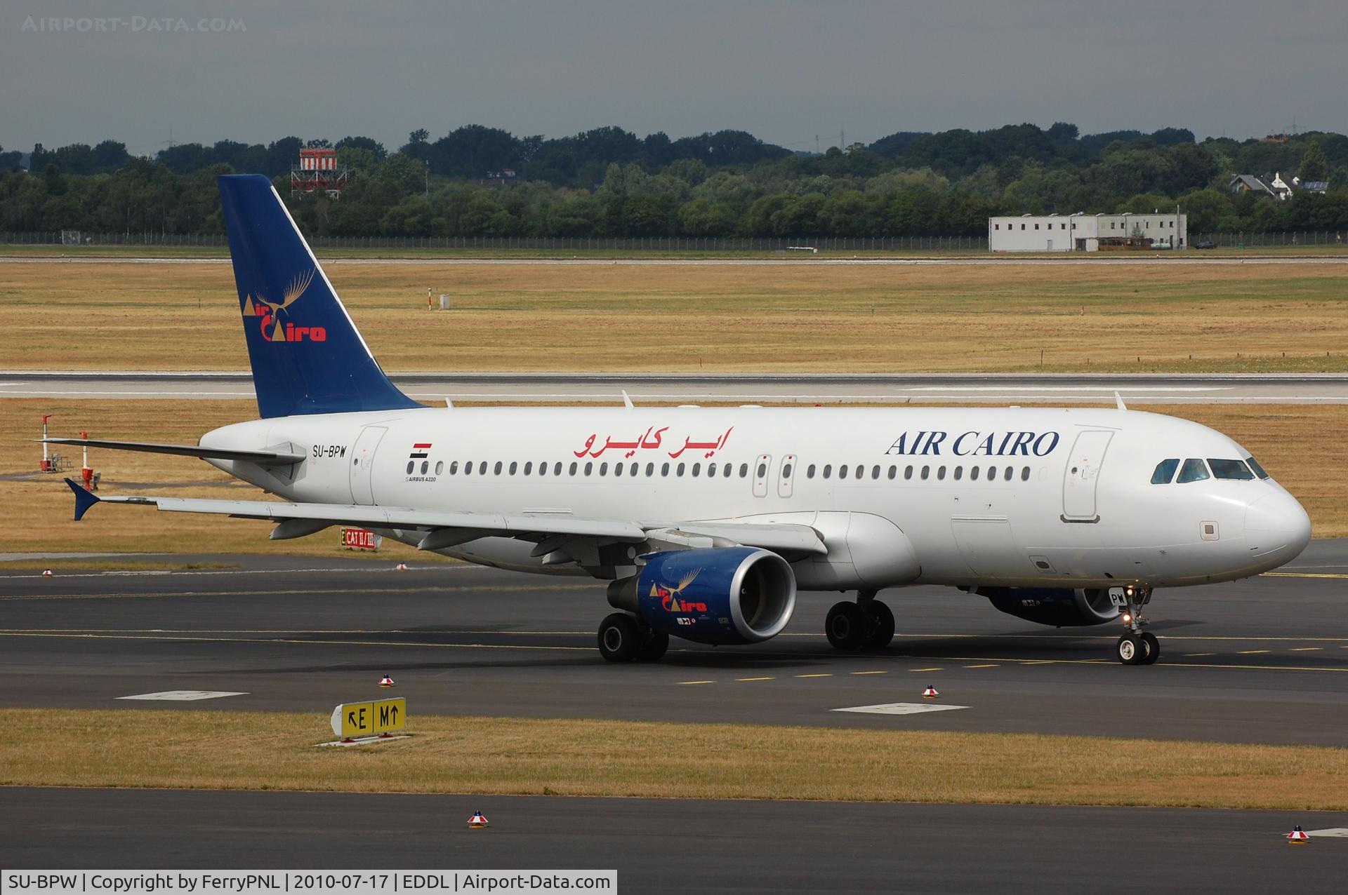 SU-BPW, 2007 Airbus A320-214 C/N 3282, Air Cairo about to depart DUS