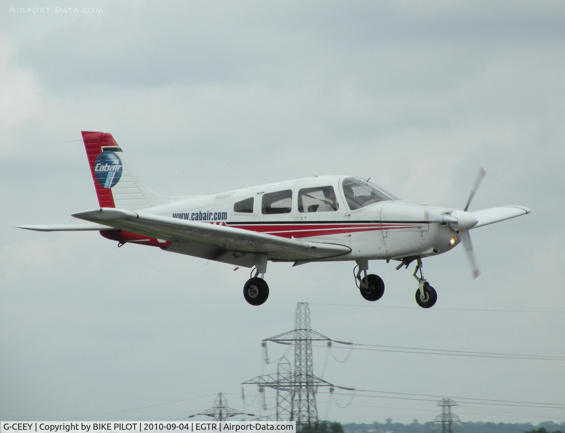 G-CEEY, 2002 Piper PA-28-161 Warrior III C/N 2842168, Cabair Warrior on finals rwy 08