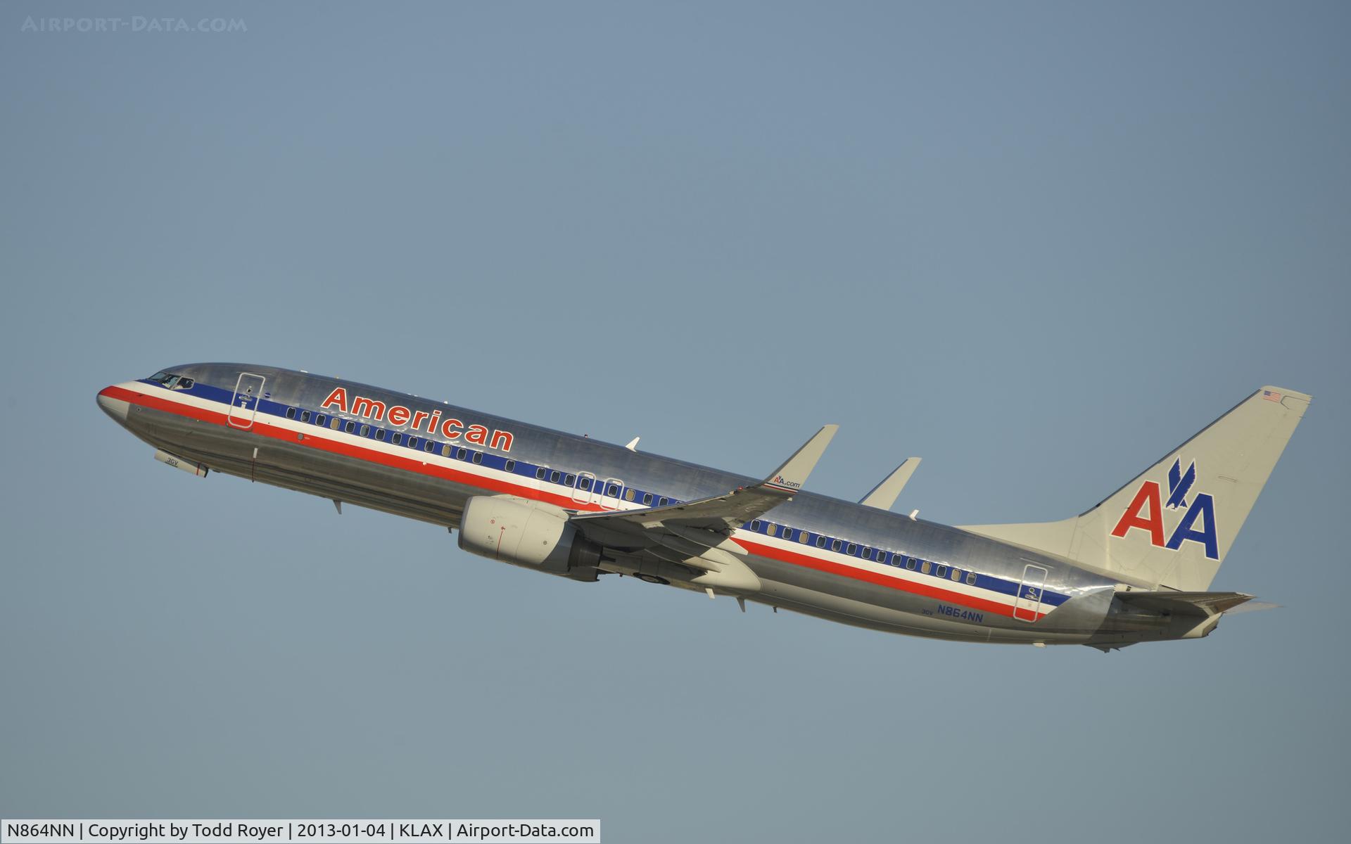 N864NN, 2010 Boeing 737-823 C/N 31111, Departing LAX