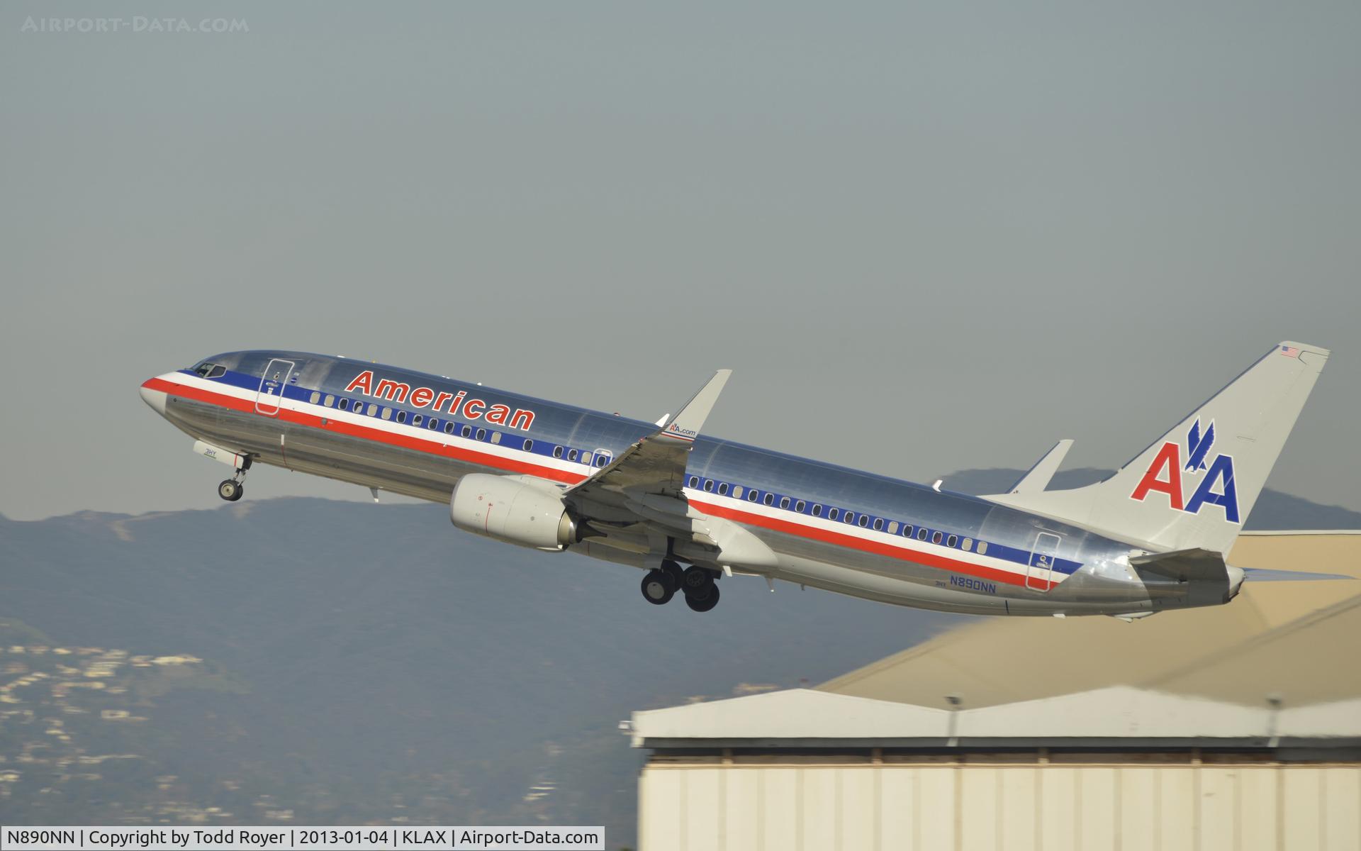 N890NN, 2012 Boeing 737-823 C/N 31143, Departing LAX